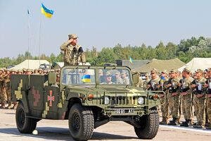 Полторак проверил подготовку военнослужащих к параду ко Дню Независимости