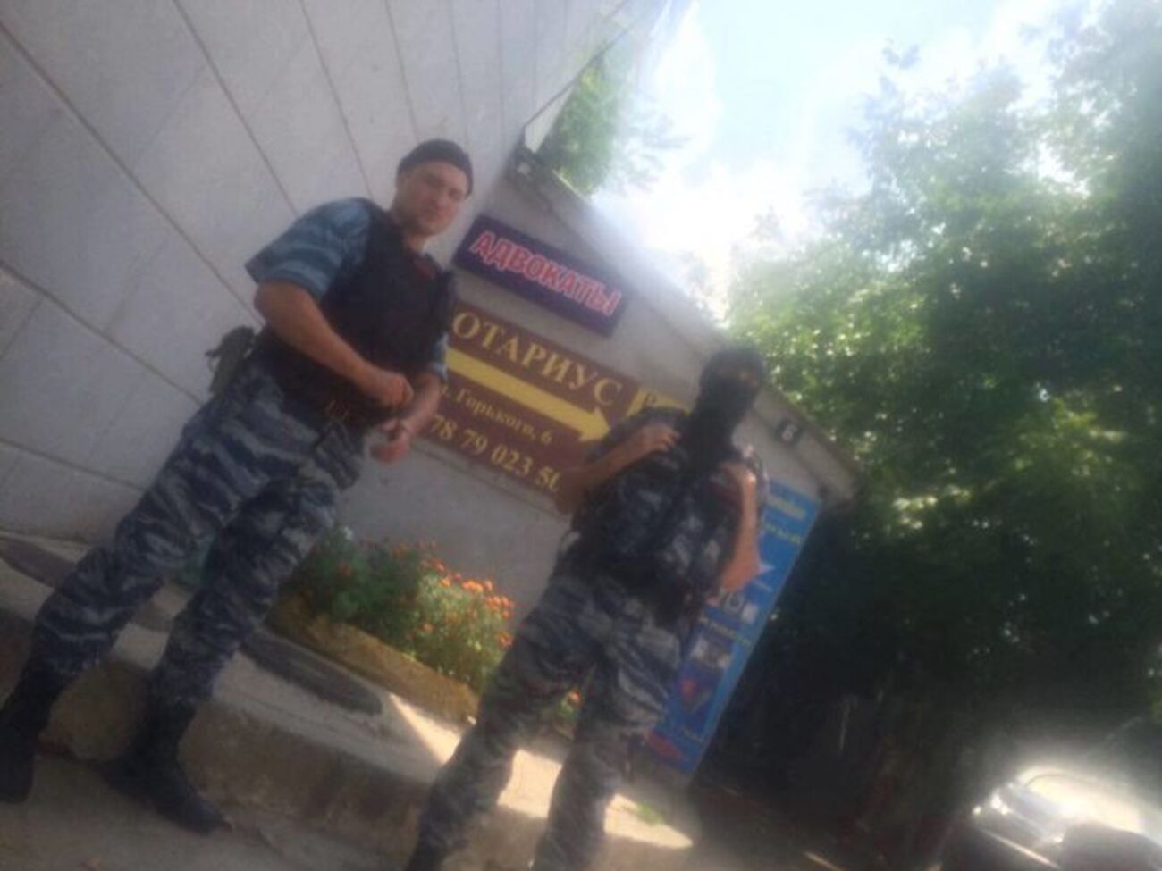 Чубаров подчеркнул, что происходящее в "Диване" скрыто от прохожих