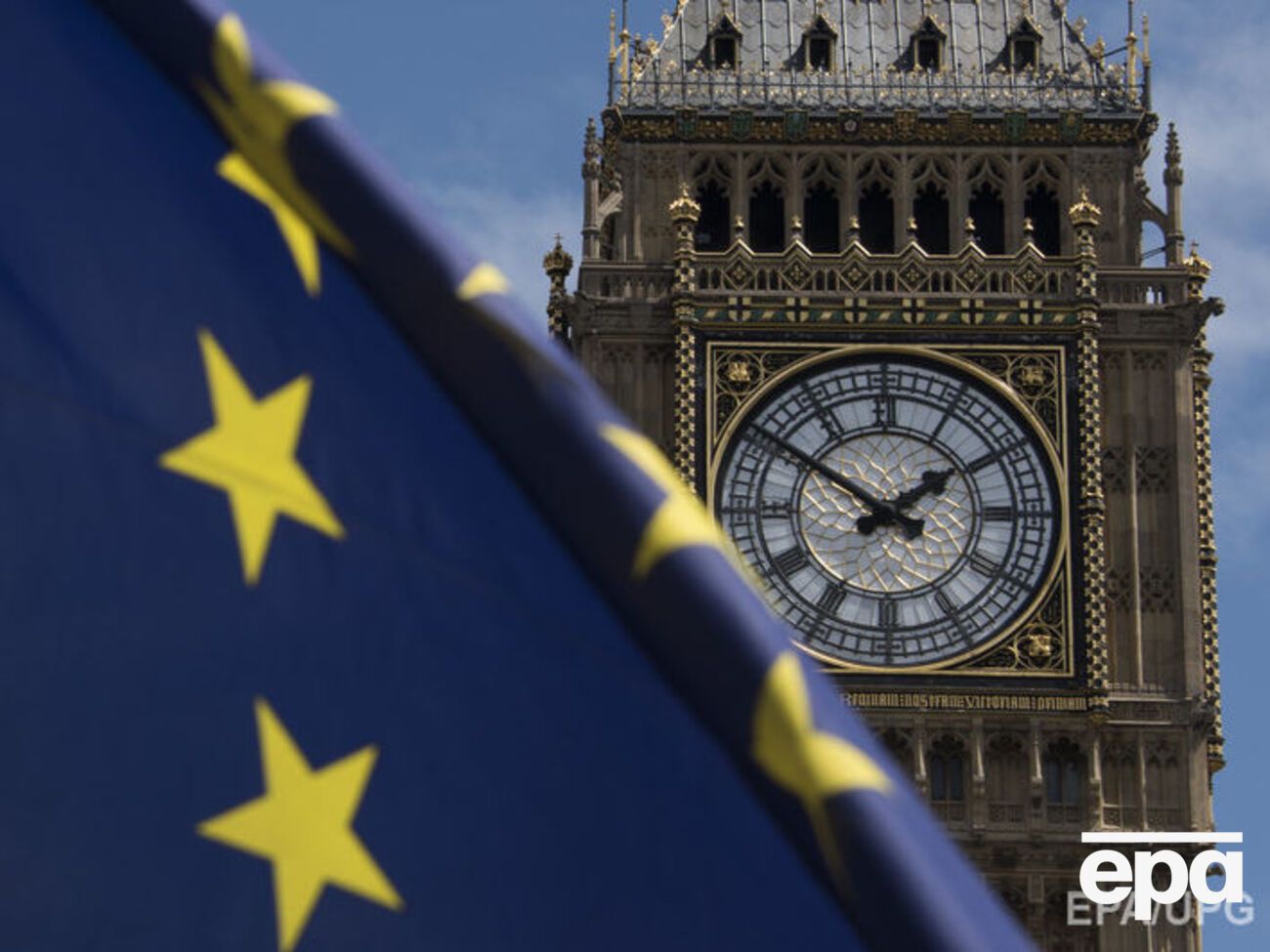 ЕС требует от Британии уплаты по счетам