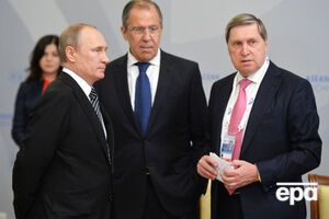 Ушаков (крайний справа) заявил, что Кремль не намерен предлагать новую кандидатуру на пост посла РФ в Украине