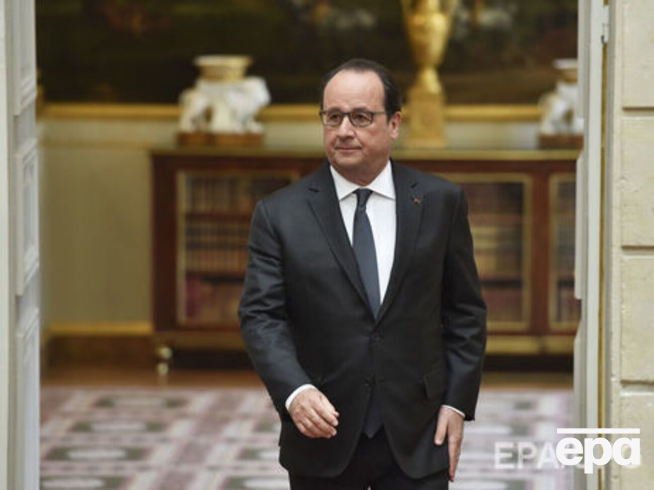 По мнению Atlantico, недоверие французов может стоить Олланду нового президентского срока