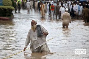 Наводнения в Пакистане вызвали муссонные дожди