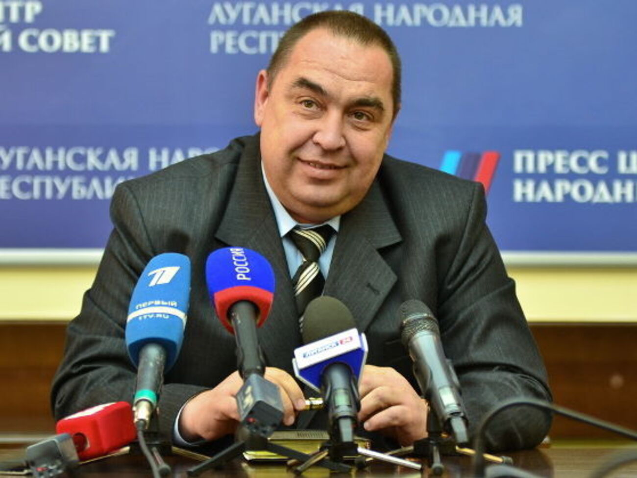 Источник "Интерфакса": Состояние здоровья Плотницкого улучшилось, врачи приняли решение о его переводе на амбулаторный режим