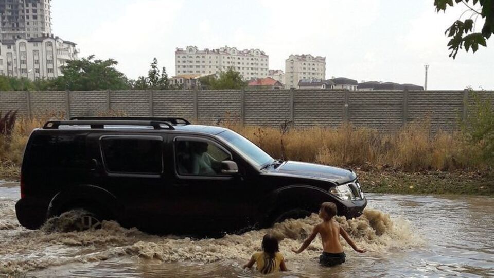 После ливня затопило Севастополь