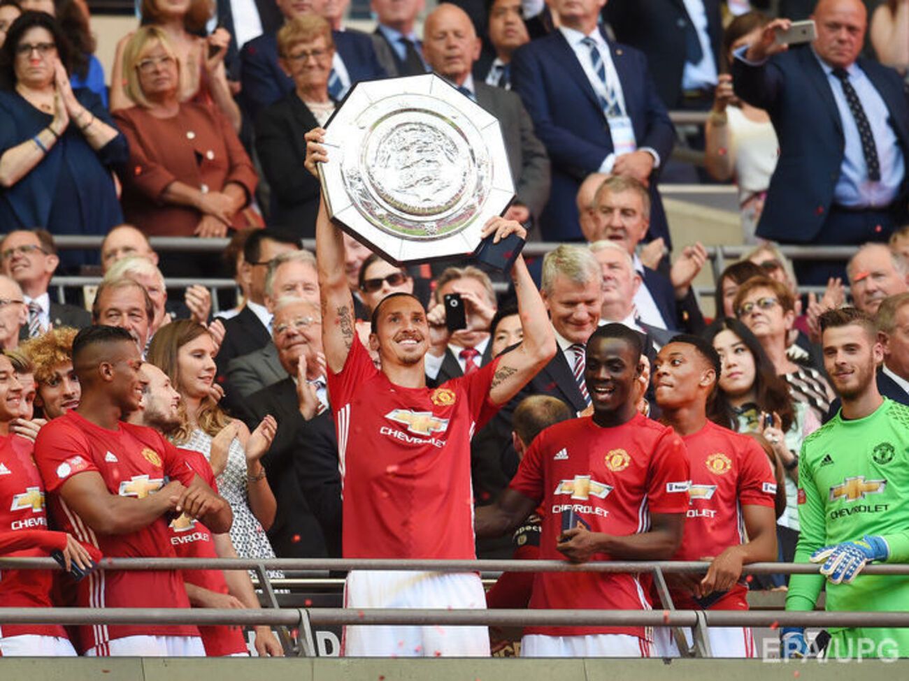 "МанЮнайтед" обыграл "Лестер" в матче за Суперкубок Англии. Фоторепортаж