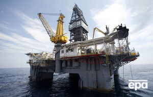 Нефть относительно стабильно дорожает четвертый день подряд