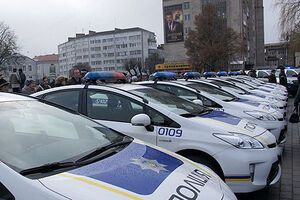 Мужчина начал службу в милиции в начале 2013 года, после ее расформирования продолжил работу в полиции