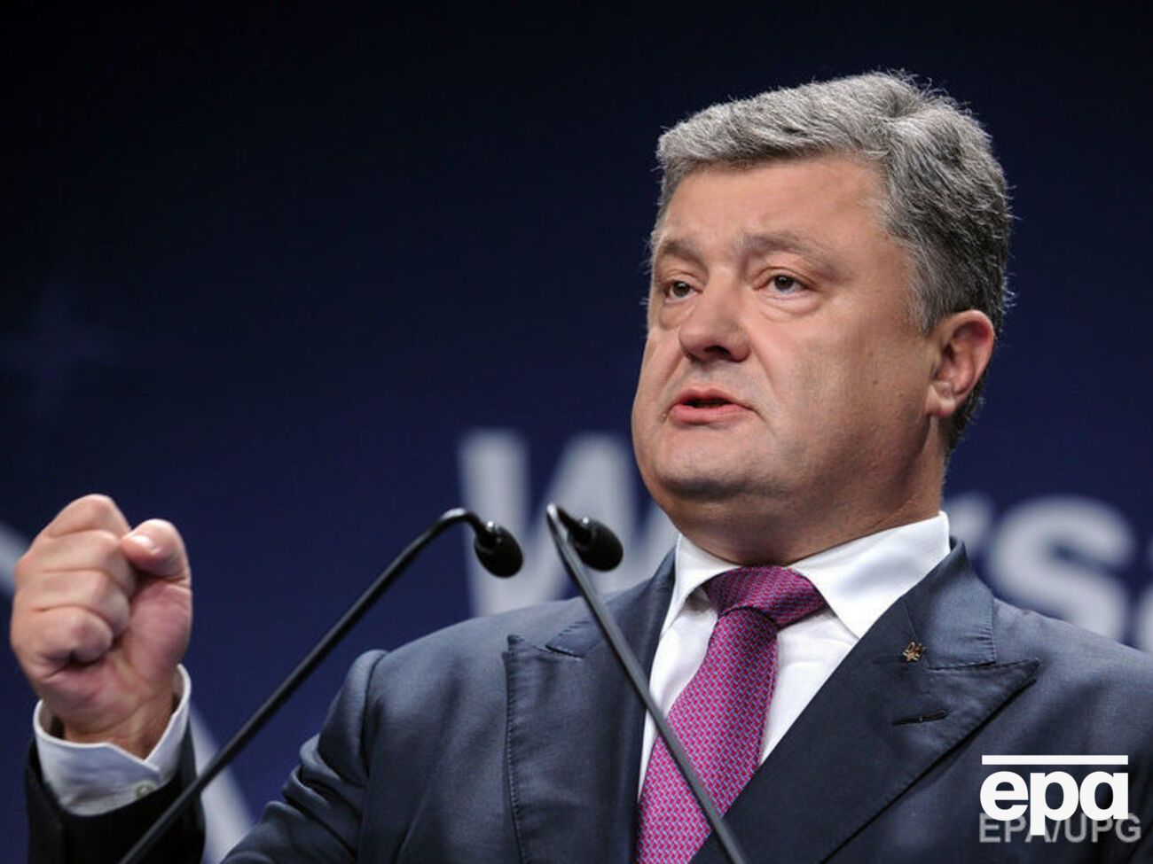 Порошенко вызвали на допрос