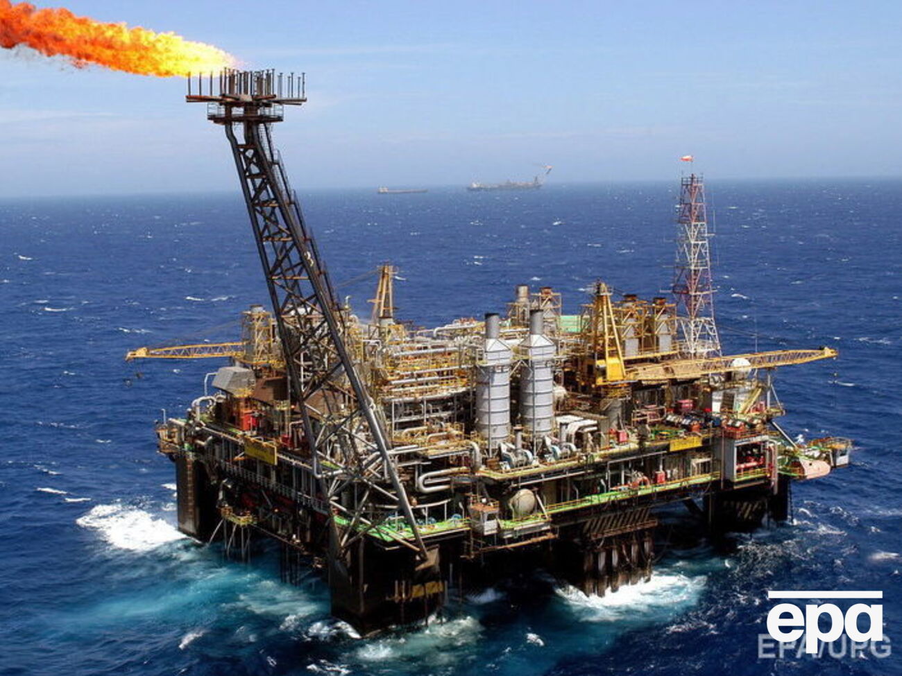 Нефть Brent подорожала в течение дня более чем на $1