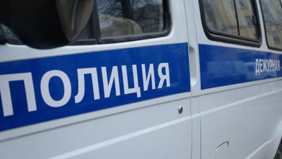 Правоохранители организовали блокпост в столице Крыма