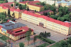 Офицер академии ударил курсанта во время учебного процесса