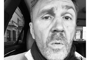 "Бургер Кинг" ждет от Шнурова новых смешных стихов с упоминанием их компании