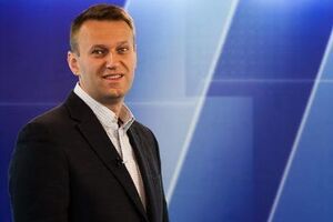 В настоящее время Алексей Навальный находится под домашним арестом