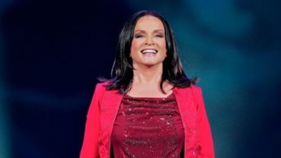 Фото Ротару, на котором ей 37 лет, разместили в Facebook