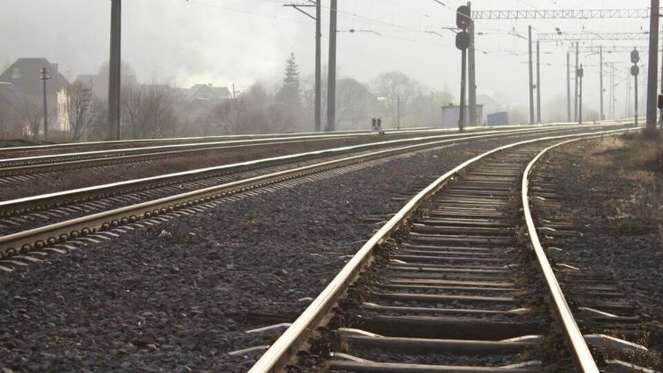 Около 100 сотрудников "Укрзалізниці" будут строить железную дорогу в Иране