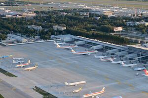 Авиауслуги в Украине предоставляют 17 авиакомпаний и 18 аэропортов