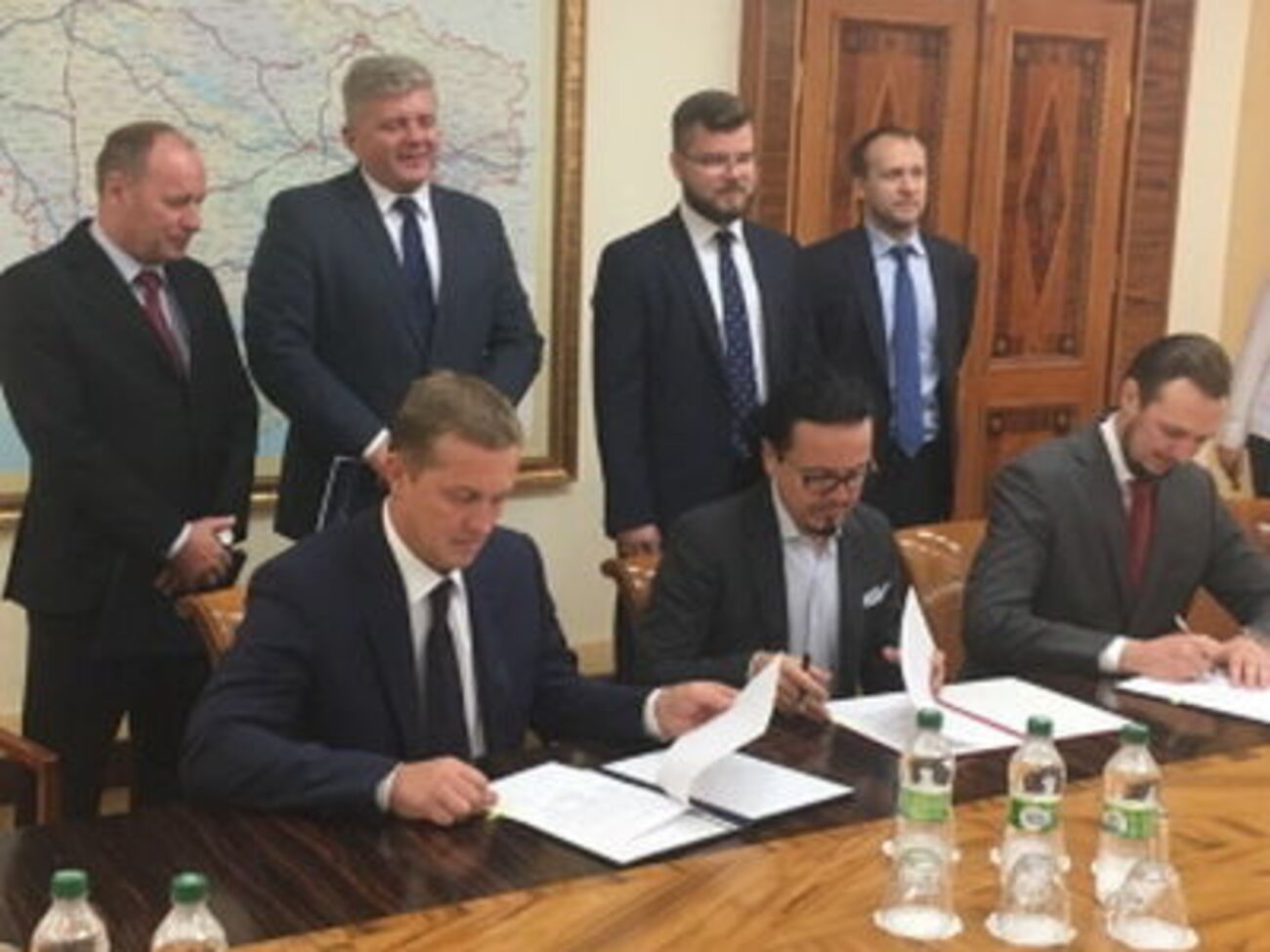 Украинские госпредприятия договорились покупать соль для посыпки дорог без посредников