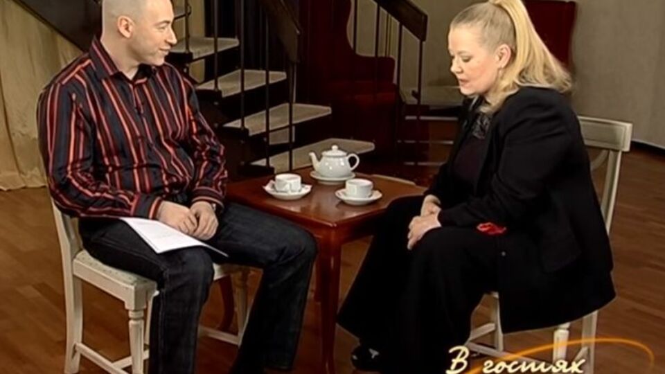 Людмила Сенчина: На зйомках "Озброєний і дуже небезпечний" Бронєвой комплексував, я теж нервувала – через занадто маленькі груди вшила в ліфчик два валики