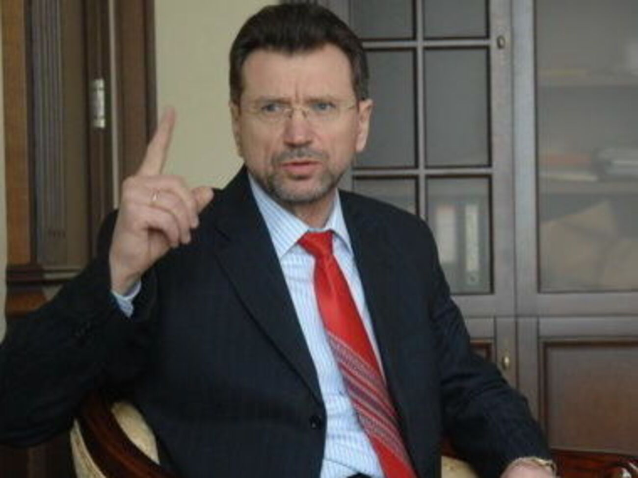 Сугоняко:&nbsp;Что такое для Украины $2 млрд, когда граждане страны только с депозитов сняли почти $15 млрд?