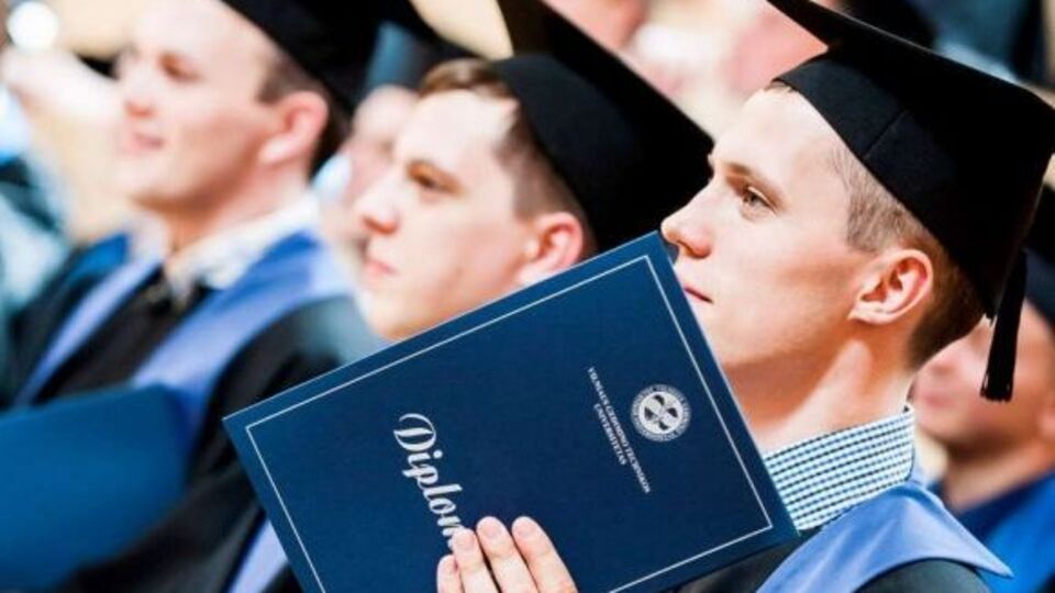 Ограничений для российских студентов больше нет
