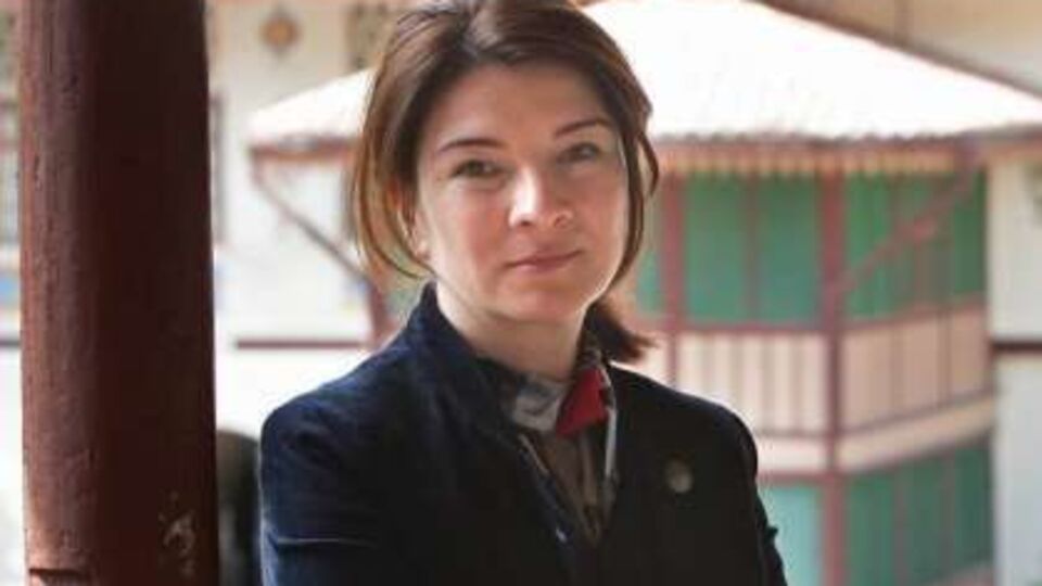 Эльмира Абялимова: Он никогда не унывает, он не будет размазней