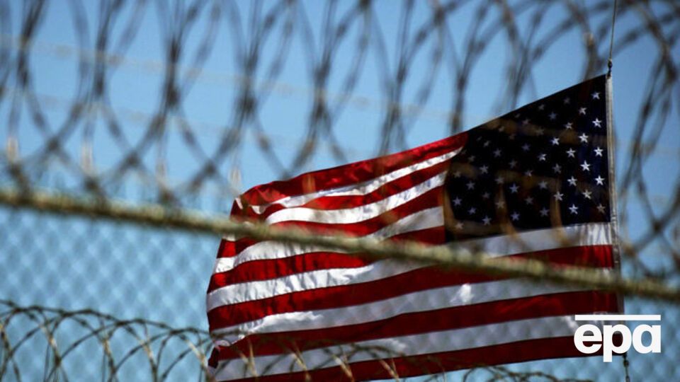 В тюрьмах США напомнили о поправке Линкольна, отменяющей рабство