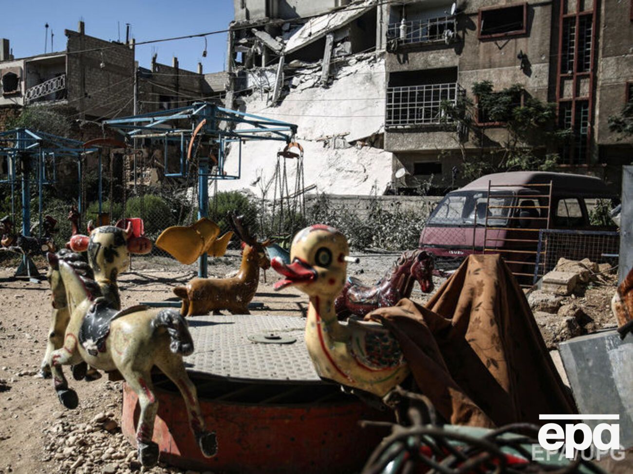 В Сирии совершен авиаудар по рынку города Идлиб, подконтрольного повстанцам