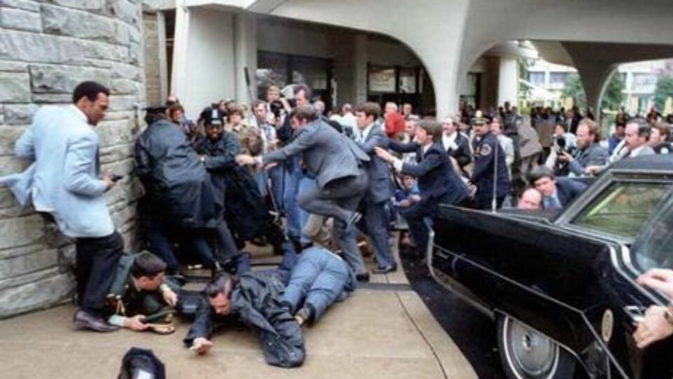 Совершившего покушение на Рейгана Джона Хинкли-младшего отпустили из психбольницы