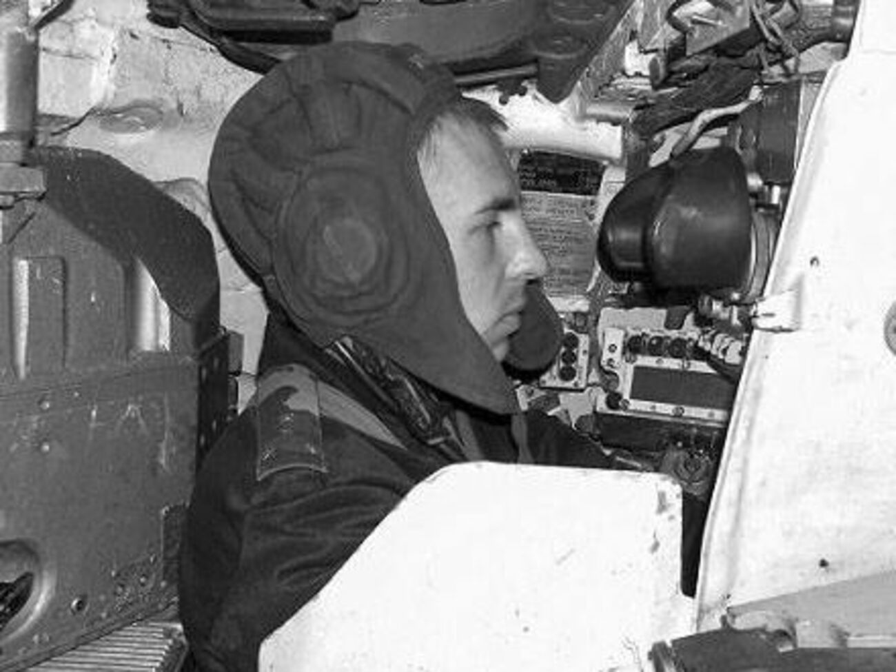 Танк Лавренко попал на фугас