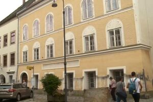 Правительство приняло решение об отчуждении дома, где родился Гитлер