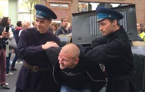 Елена Рыковцева: Самые странные композиции для фотографирования образовывались у автобуса ЗИС-8