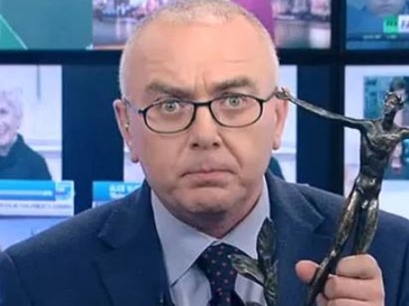 Угрозы здоровью Лобкова нет