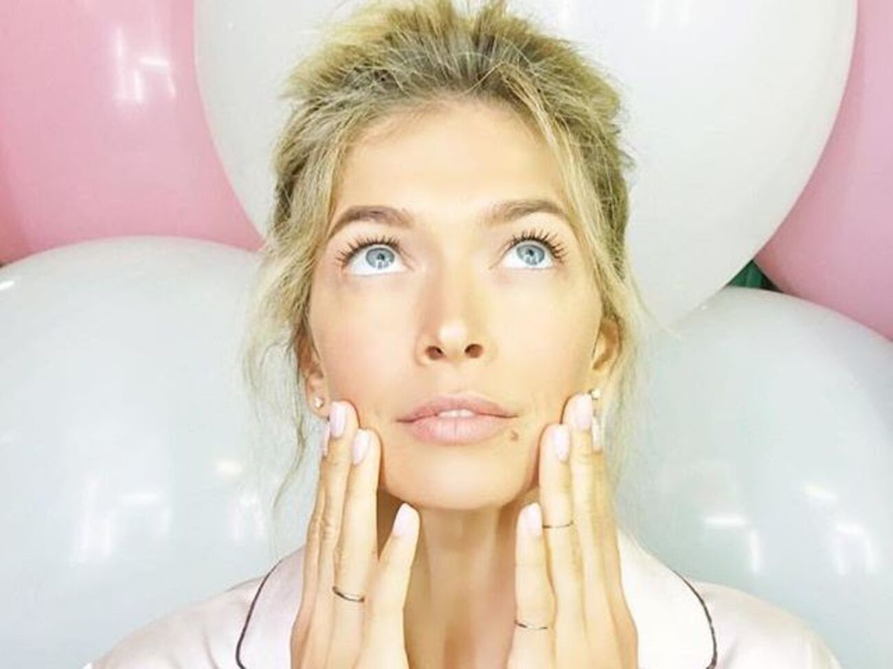 Брежнева: Слушаю. Очень нравится