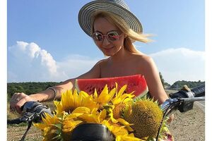 Рудковская: Вот уже семь лет, как мы поженились!