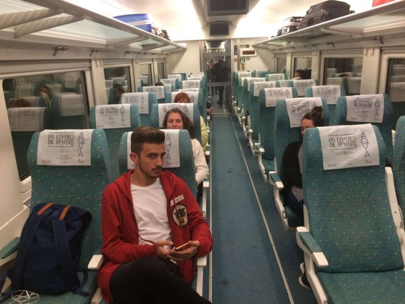 В поезде находилось 109 человек