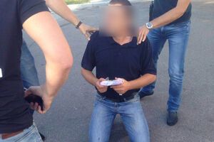 Передача денег проходила в несколько этапов, во время одного из которых главу сельсовета задержала полиция