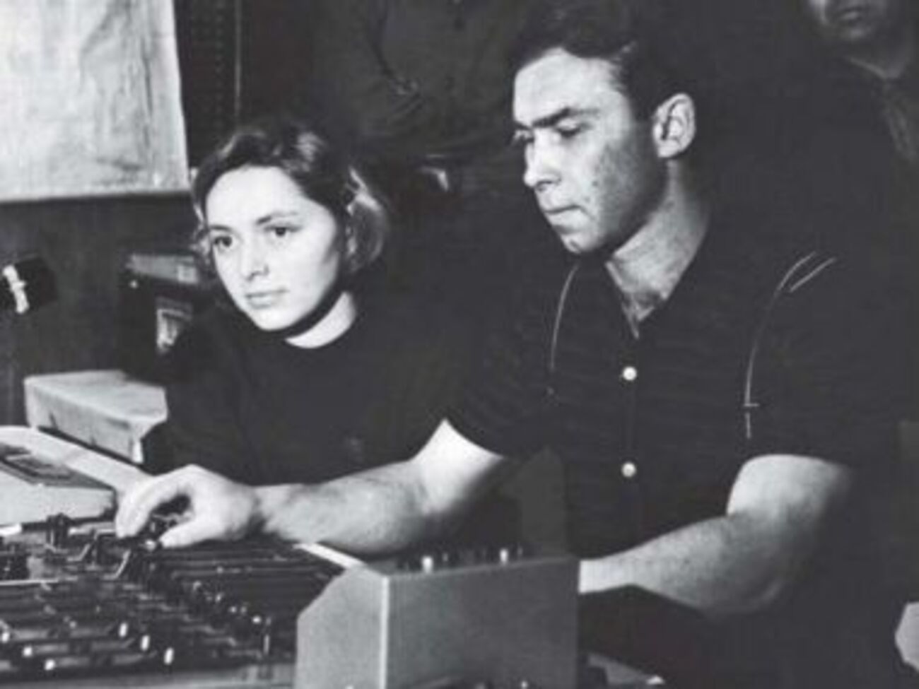 Карева и Магомаев жили и работали вместе