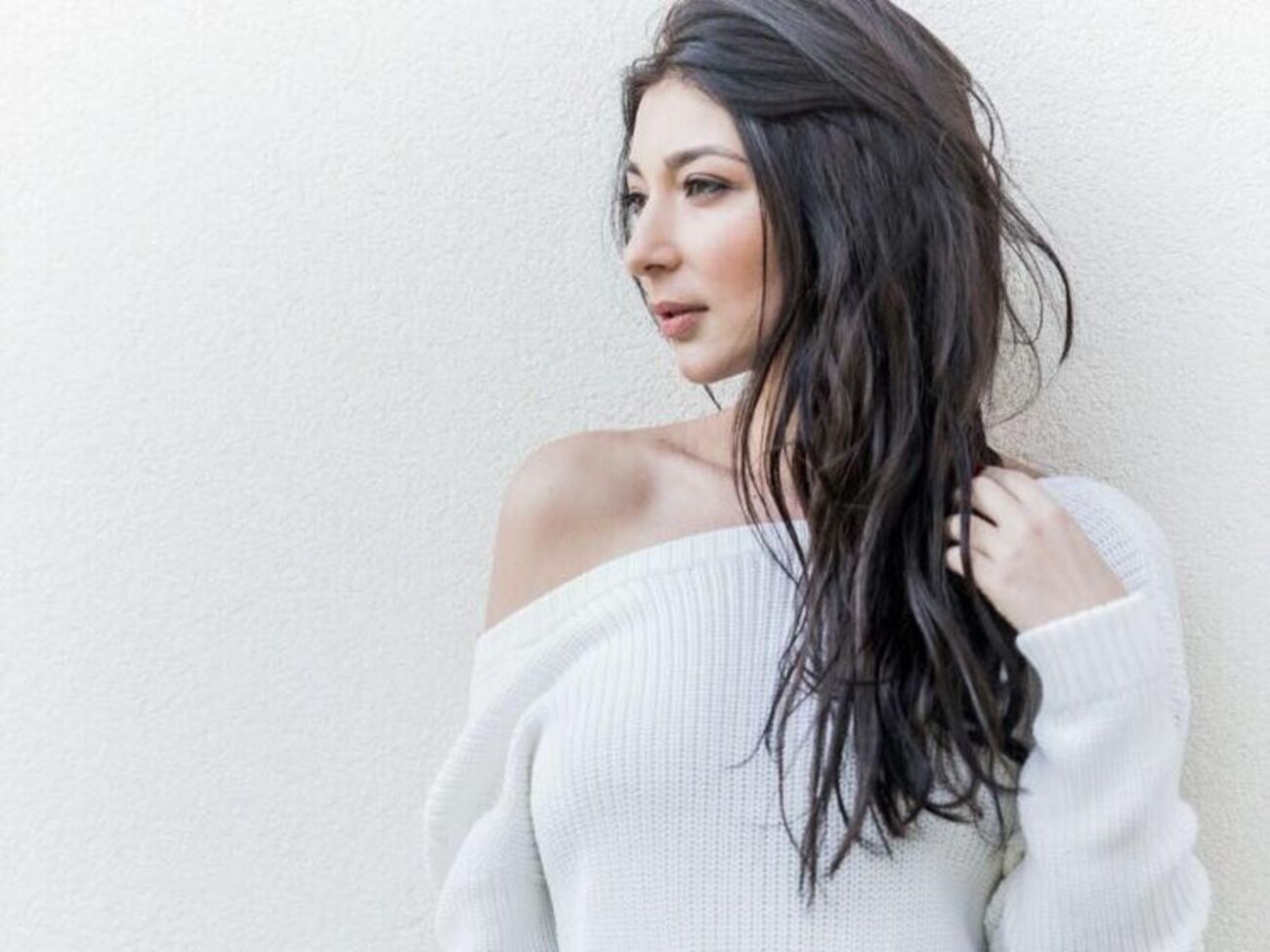 Ракицкая презентовала автобиографический клип