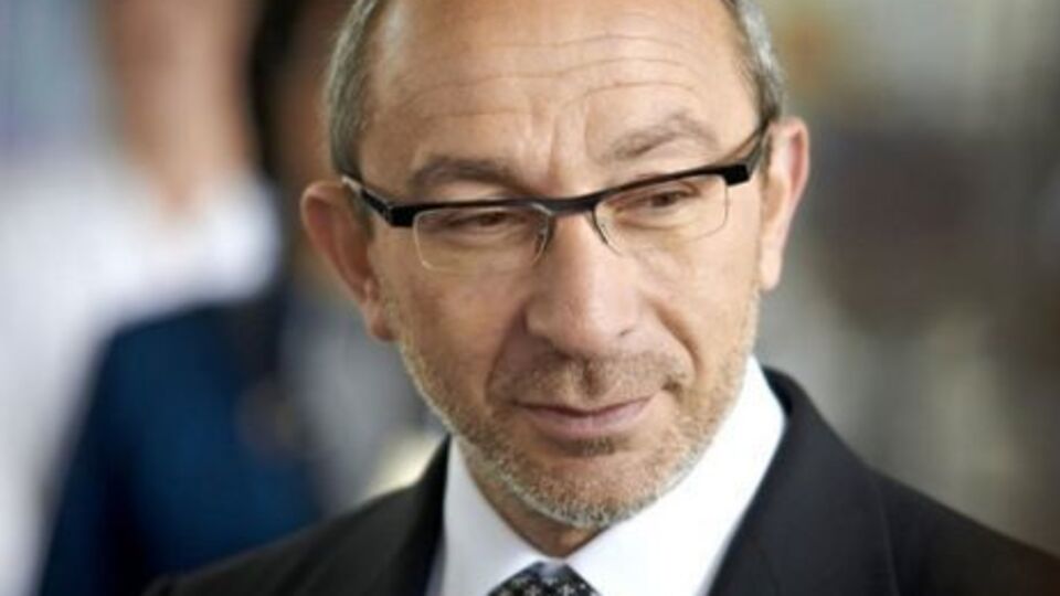 Кернес: Я думаю, что это придуманная иллюзия, при которой можно провести обыски