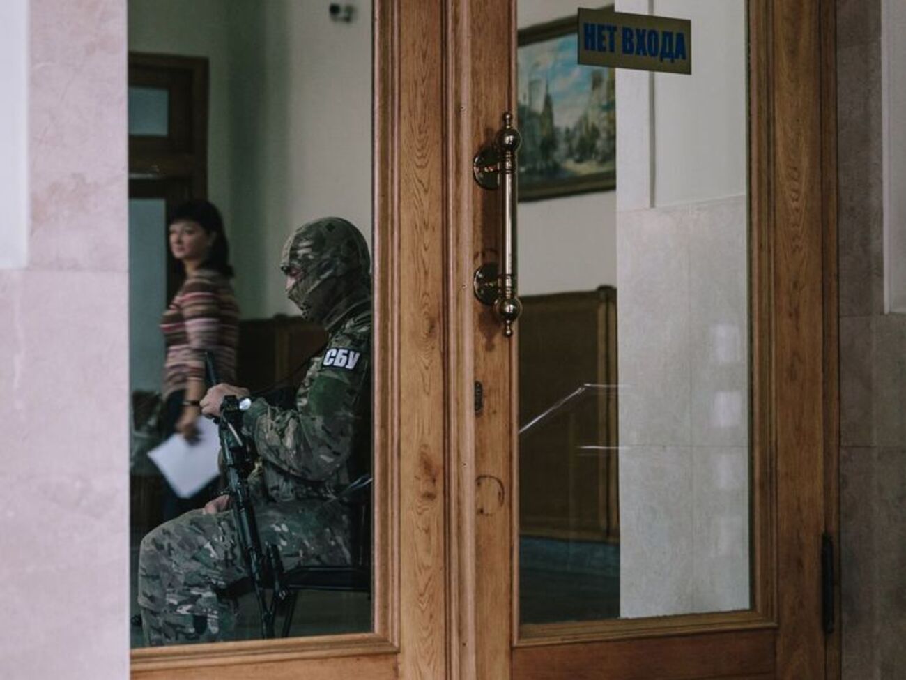 В Харькове проходят обыски у Кернеса и в горсовете. Фоторепортаж