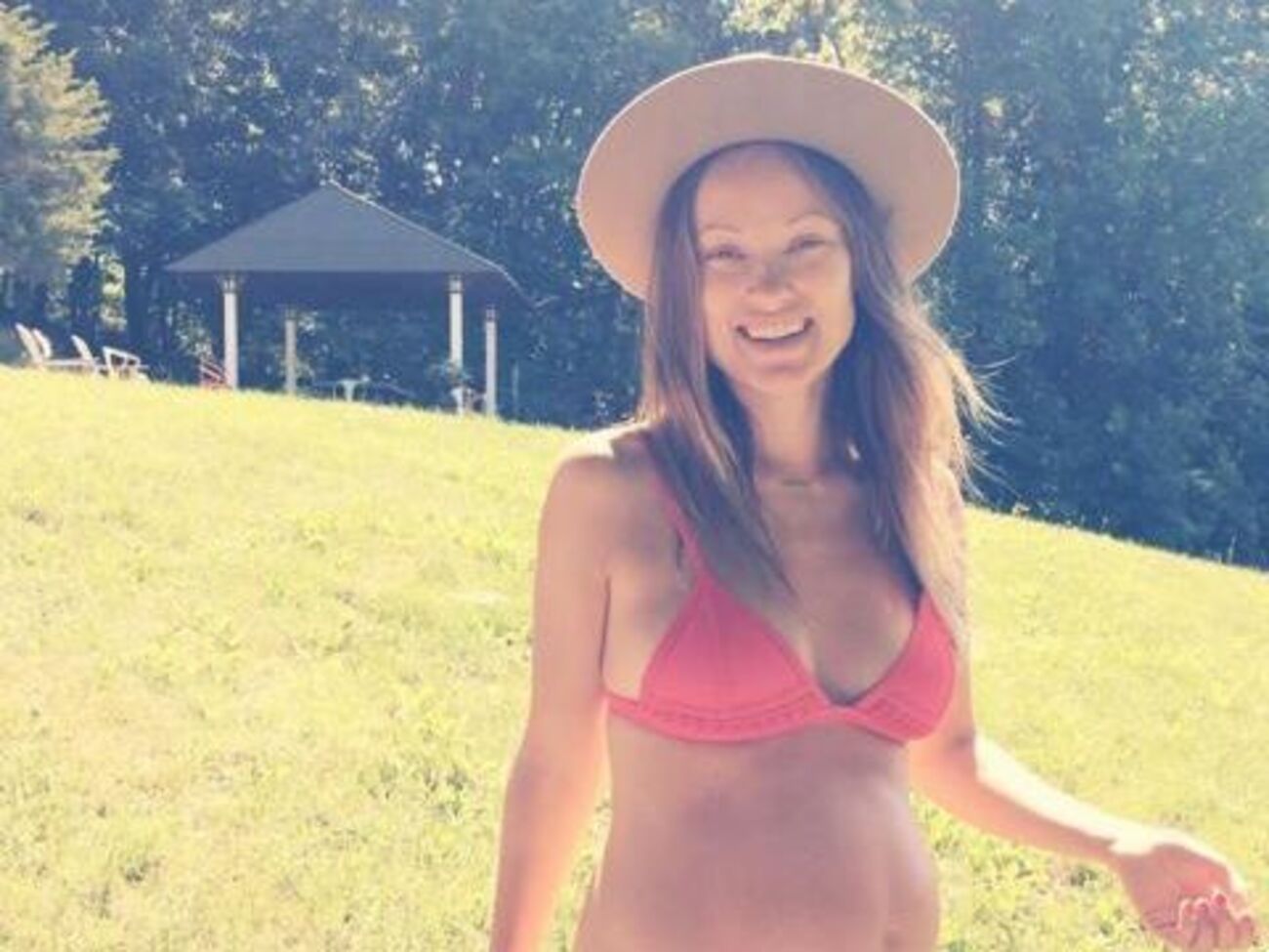 Уайлд:&nbsp;Я просто постою рядом с вашей головой и помолюсь, чтобы роды начались прямо сейчас