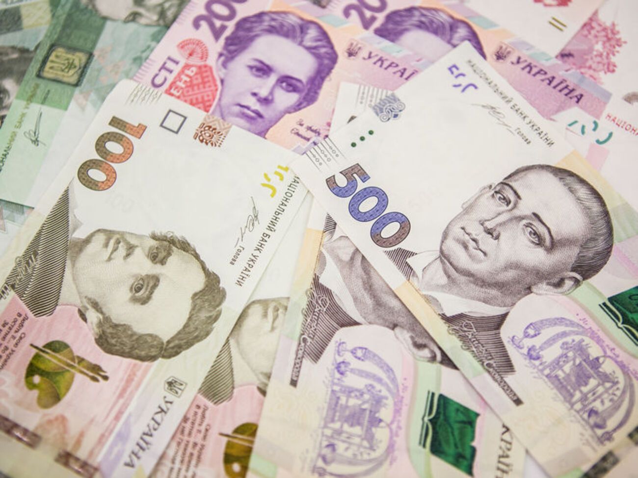 Кабмин внес проект бюджета-2017 в парламент