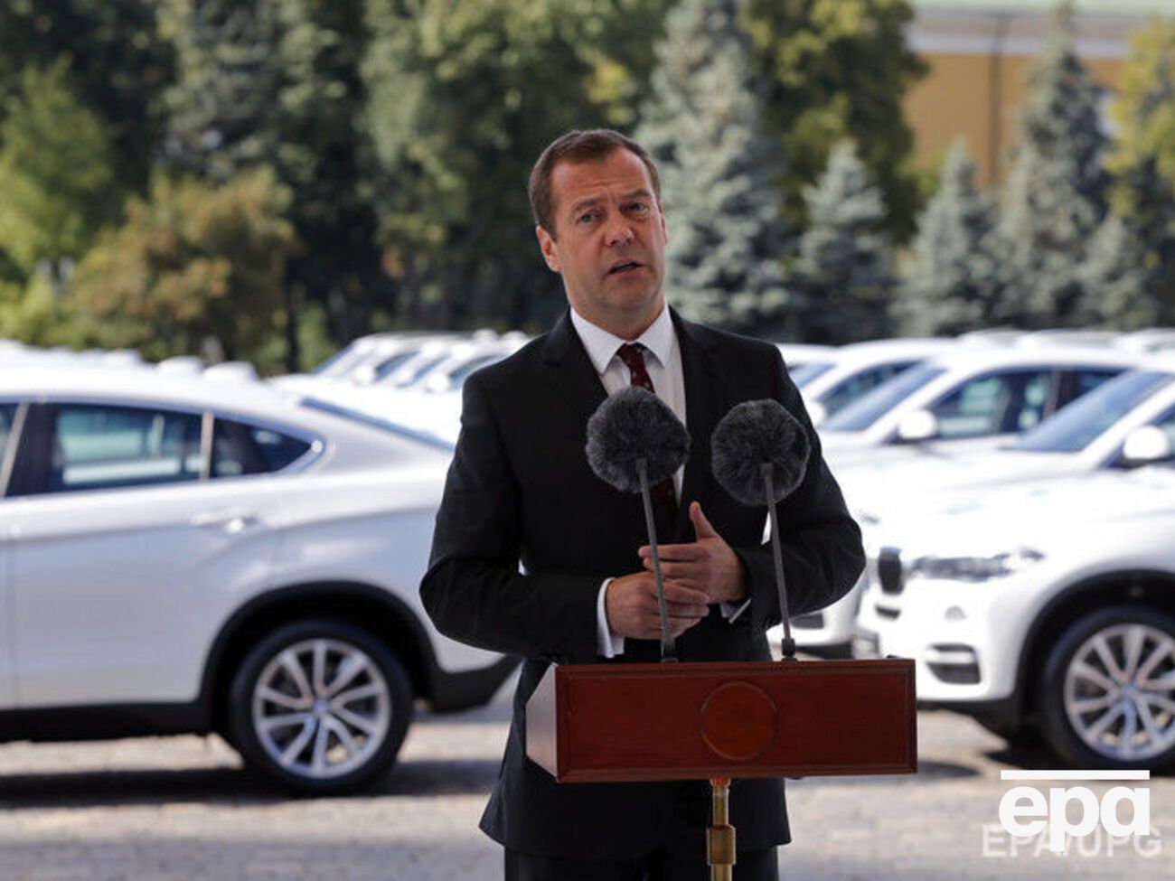 Медведев приехал в Крым 15 сентября