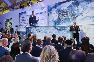 Президент подчеркнул, что выборы в Крыму Украина не признает