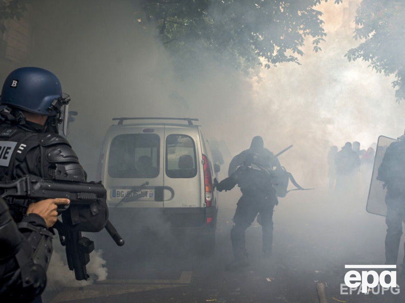 Демонстрация была разогнана после столкновений между силами правопорядка и митингующими