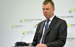 Хуг предупредил, что режим тишины на Донбассе непрочен