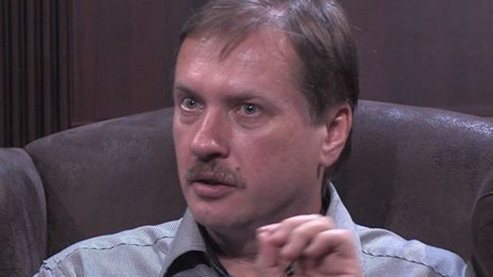 Чорновил: Парламент, часть депутатов которого избраны незаконно, является нелегитимным полностью