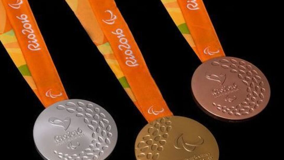 В пятницу украинские паралимпийцы завоевали золото, серебро и бронзу