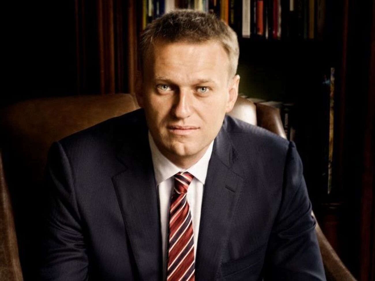 Навальный (на фото) о Медведеве: Настоящий жесткий лидер