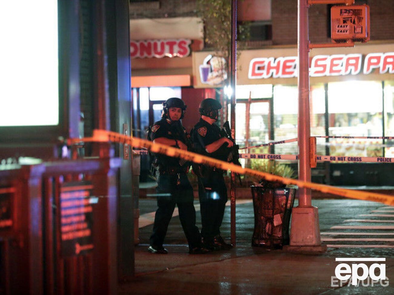 Место происшествия до сих пор оцеплено